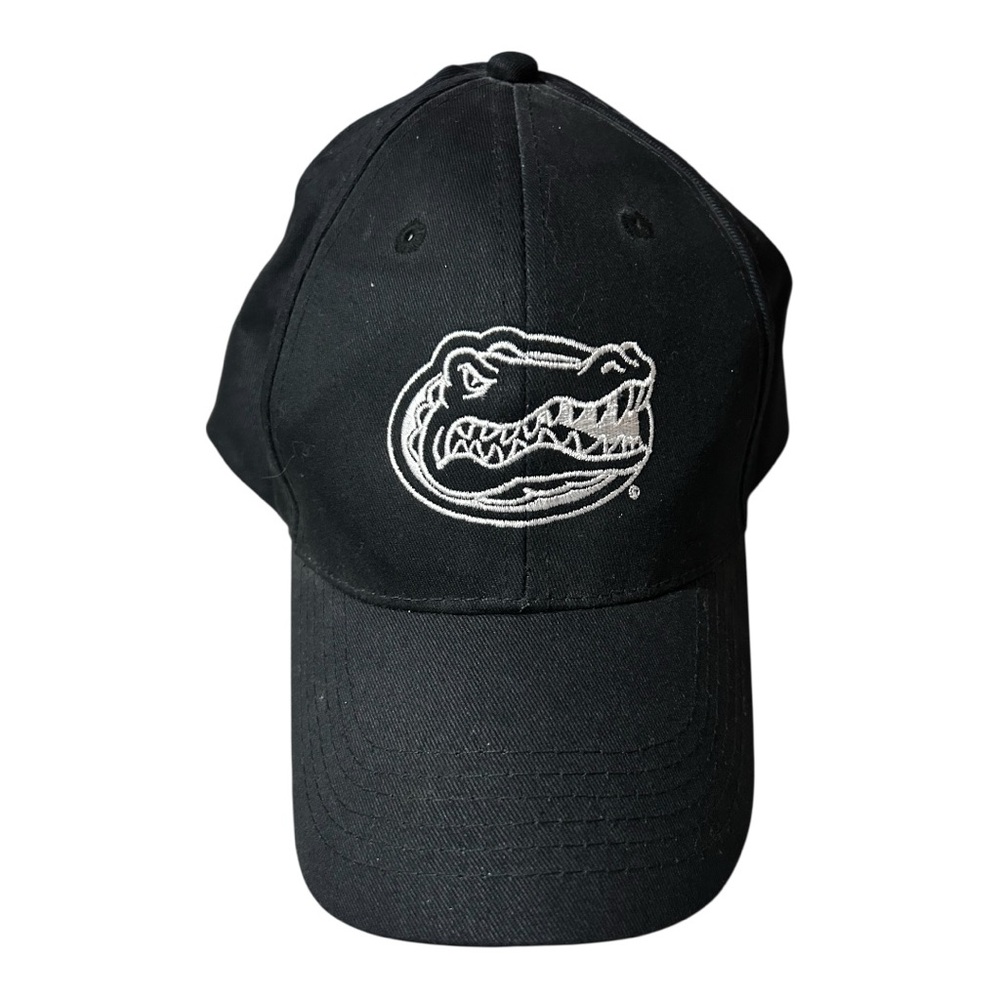 Men’s Hat (Cap ) Black Reptile Logo 
Adjustable. Pre-owned in great condition